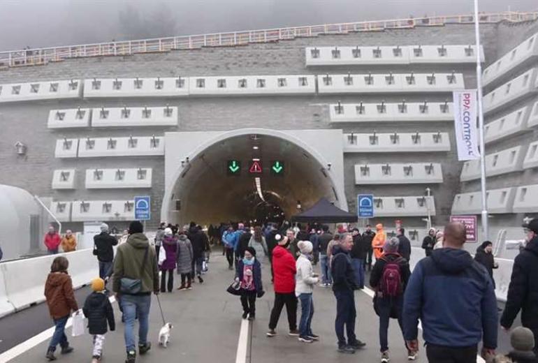 Slovākijā atklāts 27 gadus celts tunelis