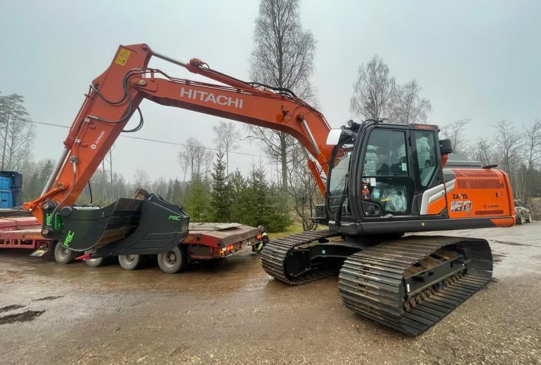 Latvijā piegādāts pirmais Hitachi ZX160LC-7