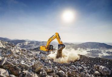 JCB laiž klajā savu lielāko kāpurķēžu ekskavatoru 