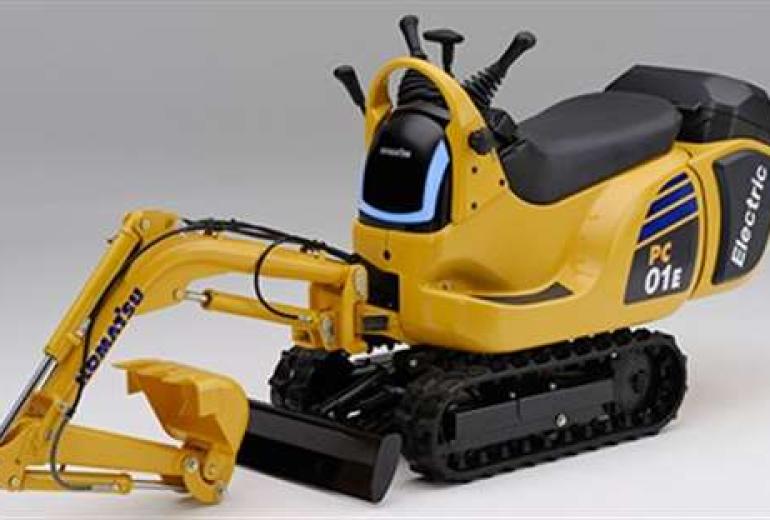 Honda un Komatsu sadarbojas elektriskā mini ekskavatora izveidē