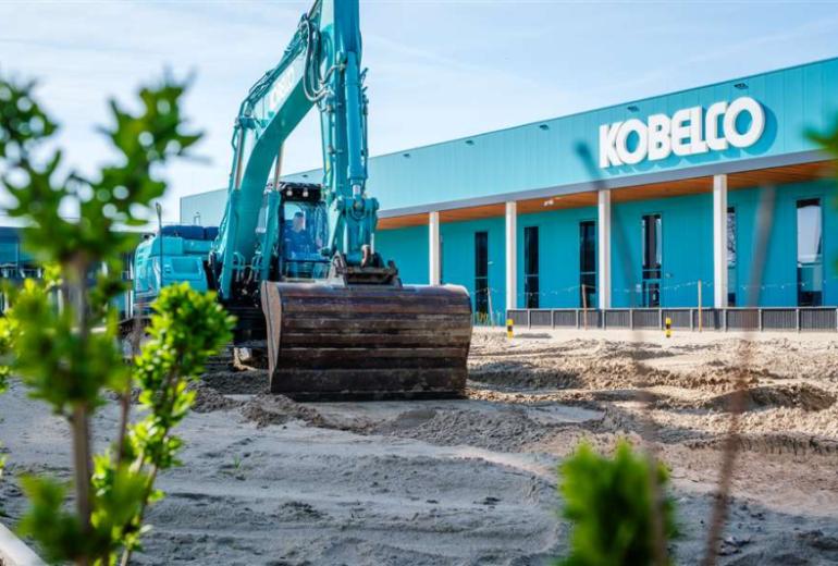 Ukrainā rekonstrukcijas darbos Kobelco ieviesīs attālināto vadību